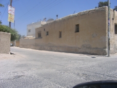 صورة لبيت من بناء المهاجرين_1